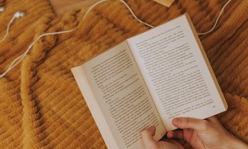 20 Βιβλιοπροτάσεις για τις επικείμενες καλοκαιρινές μας διακοπές! από την Αθηνά Ν. Μαλαπάνη, Φιλόλογο-Συγγραφέα